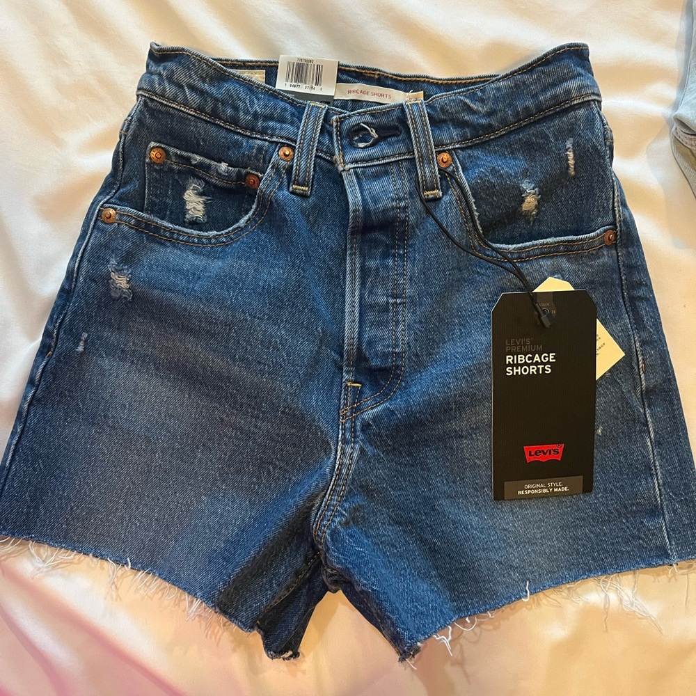 Levi shorts